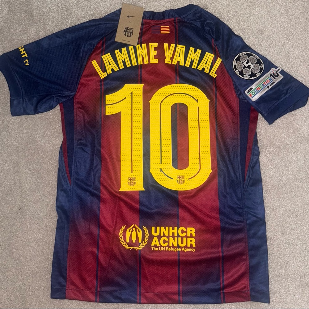 Barcelona Lamine Yamal soccer Jersey 25/26 champions league patches new small